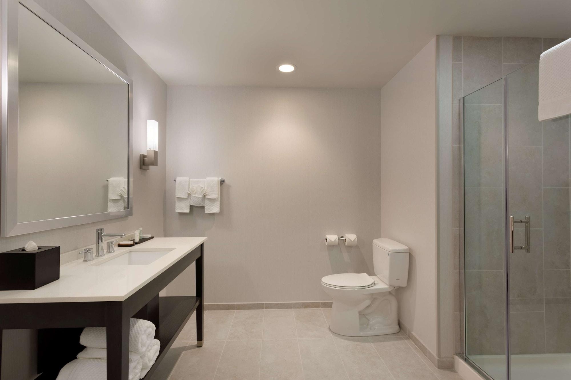 Embassy Suites By Hilton Kansas City Olathe Extérieur photo